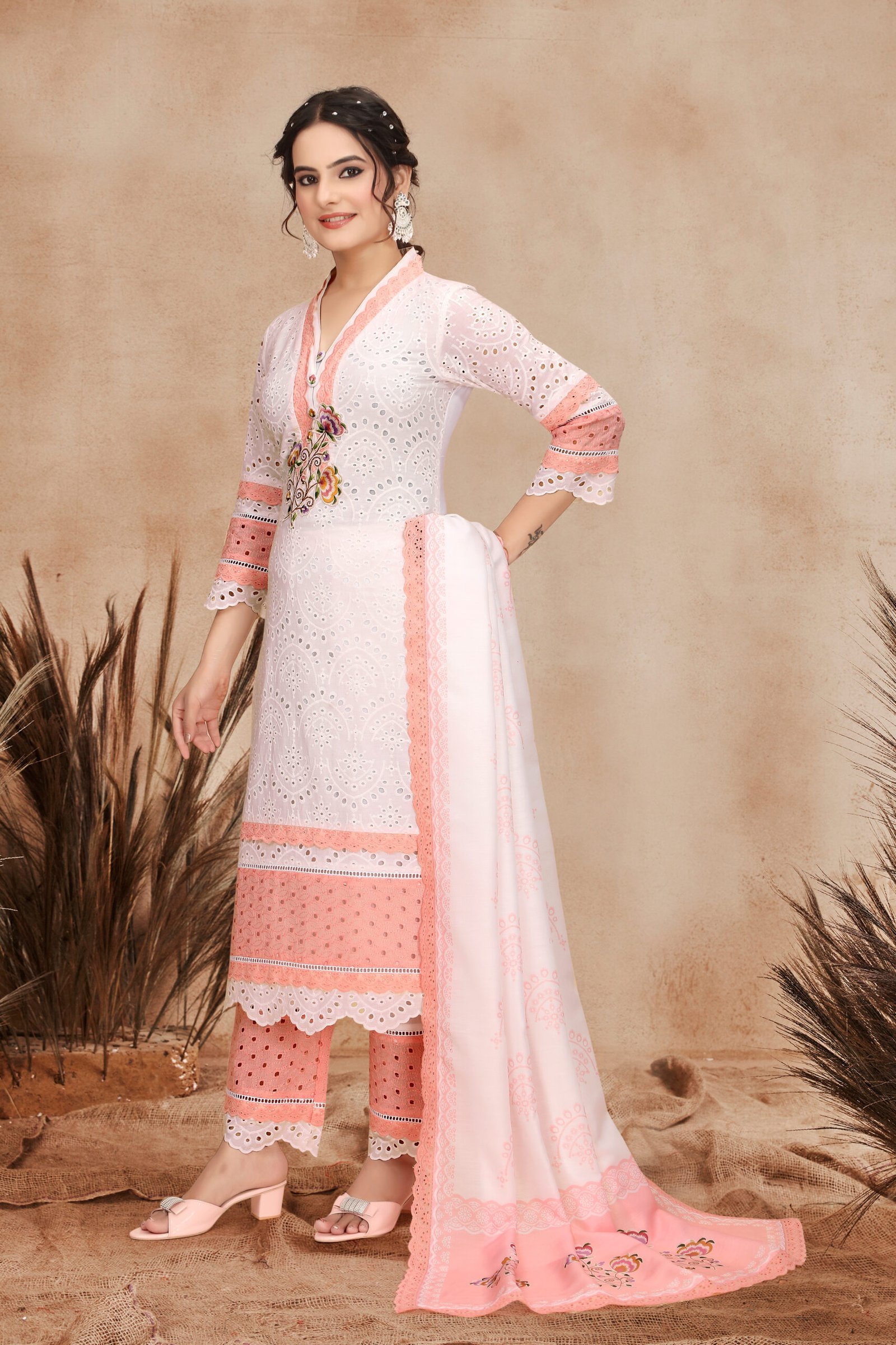 108_PEACH_WHITE-3-scaled-1.jpg Peach White Exquisite Cotton Cambric & Maslin Digital Print Kurti Set - Image 4