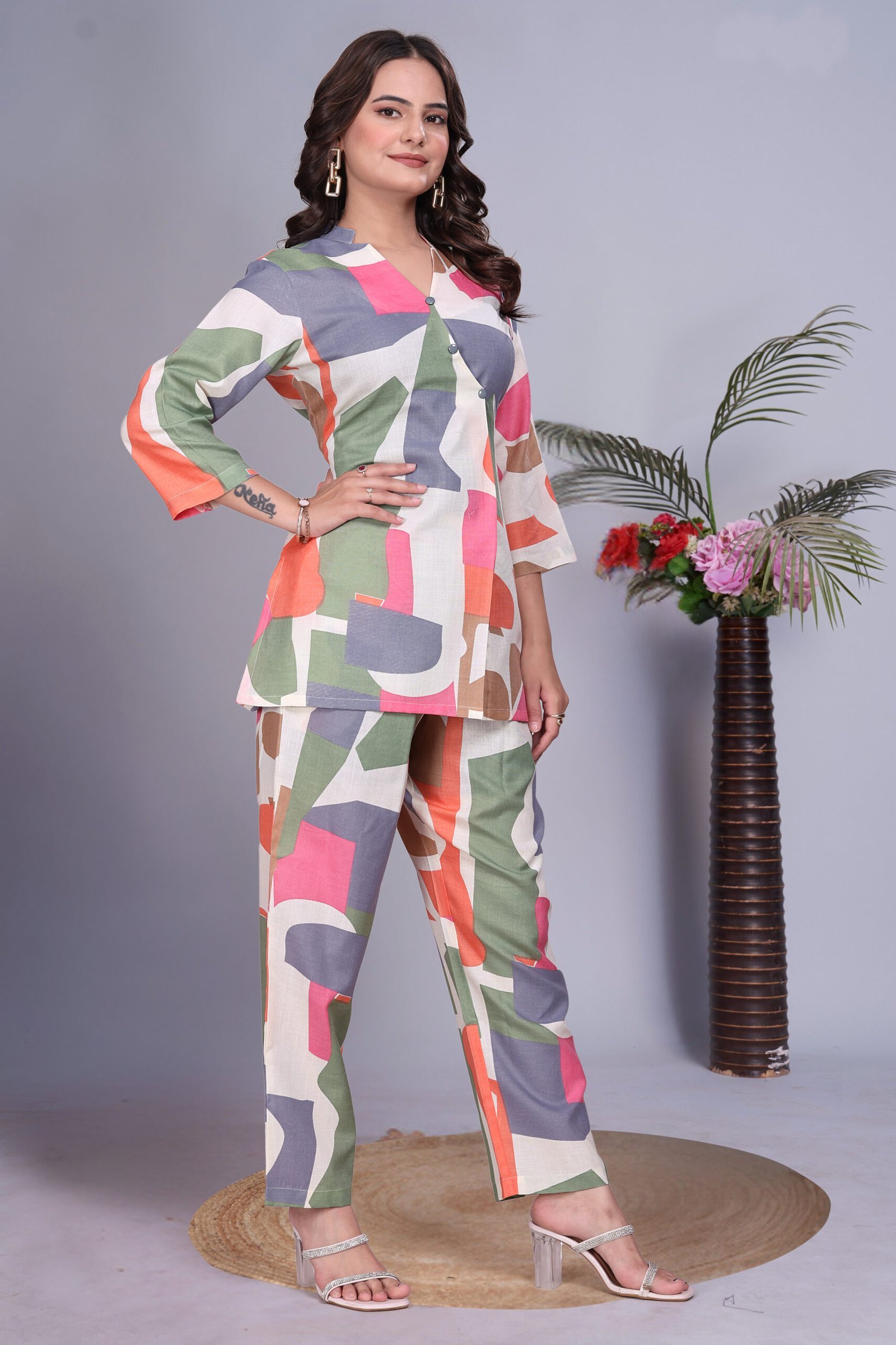 EV24-568_GREYMULTI-2-scaled-1.jpg Grey Multi Premium Digital Printed Co-ord Set By Krazy Thread - Image 3