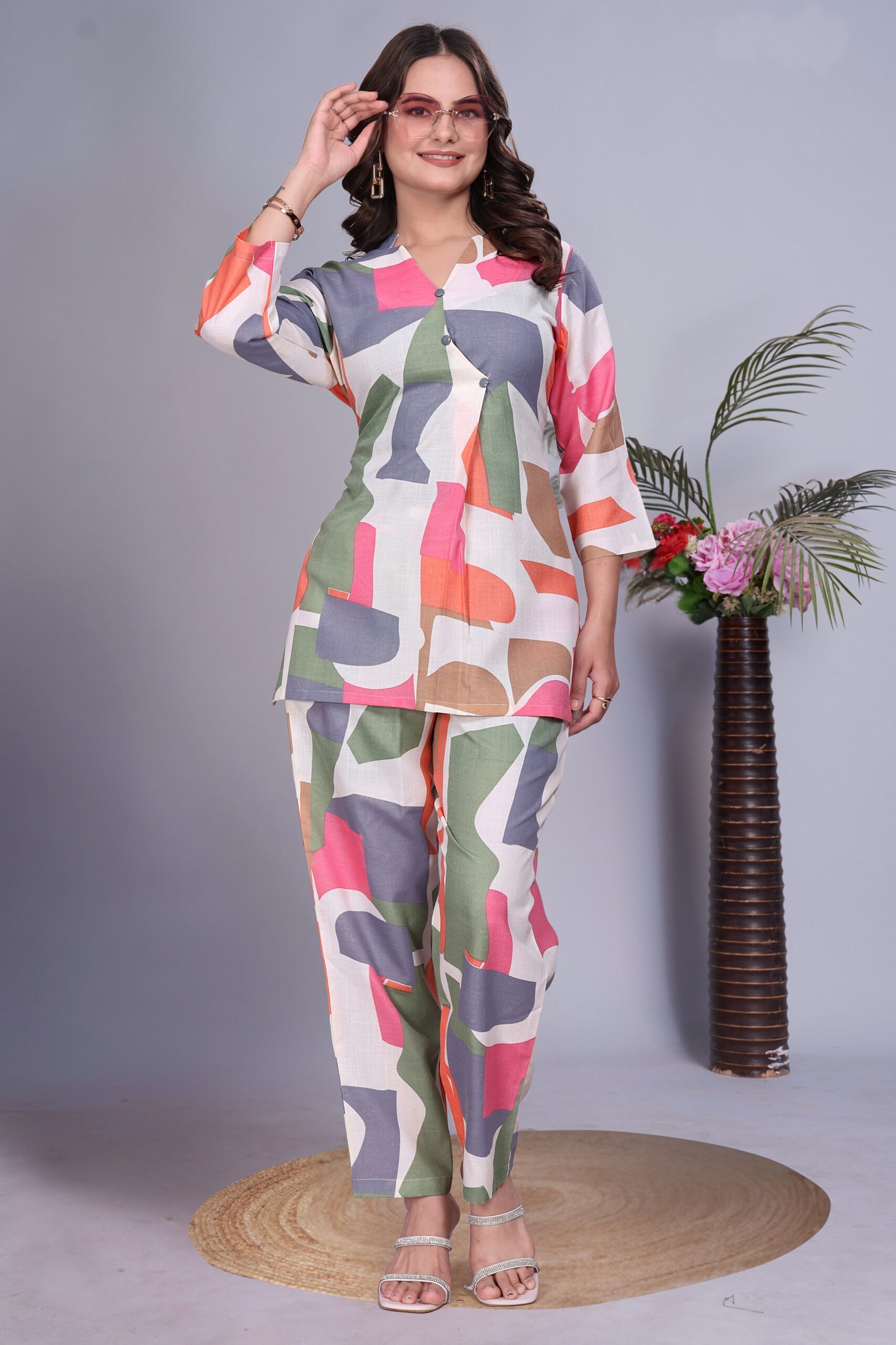 EV24-568_GREYMULTI-3-scaled-1.jpg Grey Multi Premium Digital Printed Co-ord Set By Krazy Thread