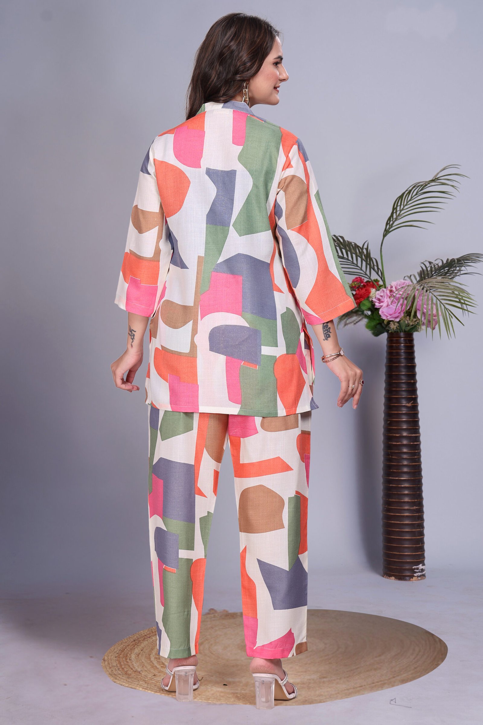 EV24-568_GREYMULTI-4-scaled-1.jpg Grey Multi Premium Digital Printed Co-ord Set By Krazy Thread - Image 2