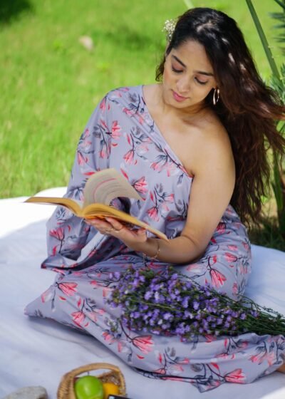 Off‑Shoulder Charm Dress – Steel Grey