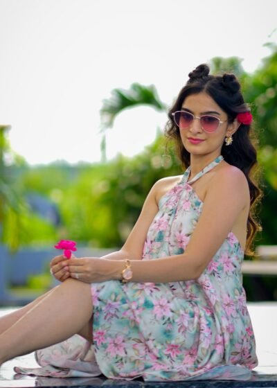 Halter Chic Floral Dress – Pistachio