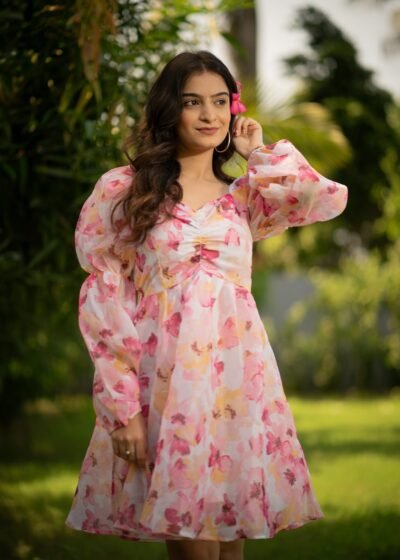 Rosy Glow Dress – White & Pink