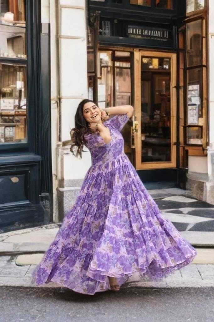 kRAZY-tHREAD-19.jpg Elegant Georgette Printed Gown with Fancy V-Neck – 6 Meter Flair & Full Lining